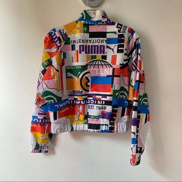 PUMA Cropped Woven Track Jacket - Picture 2 of 4